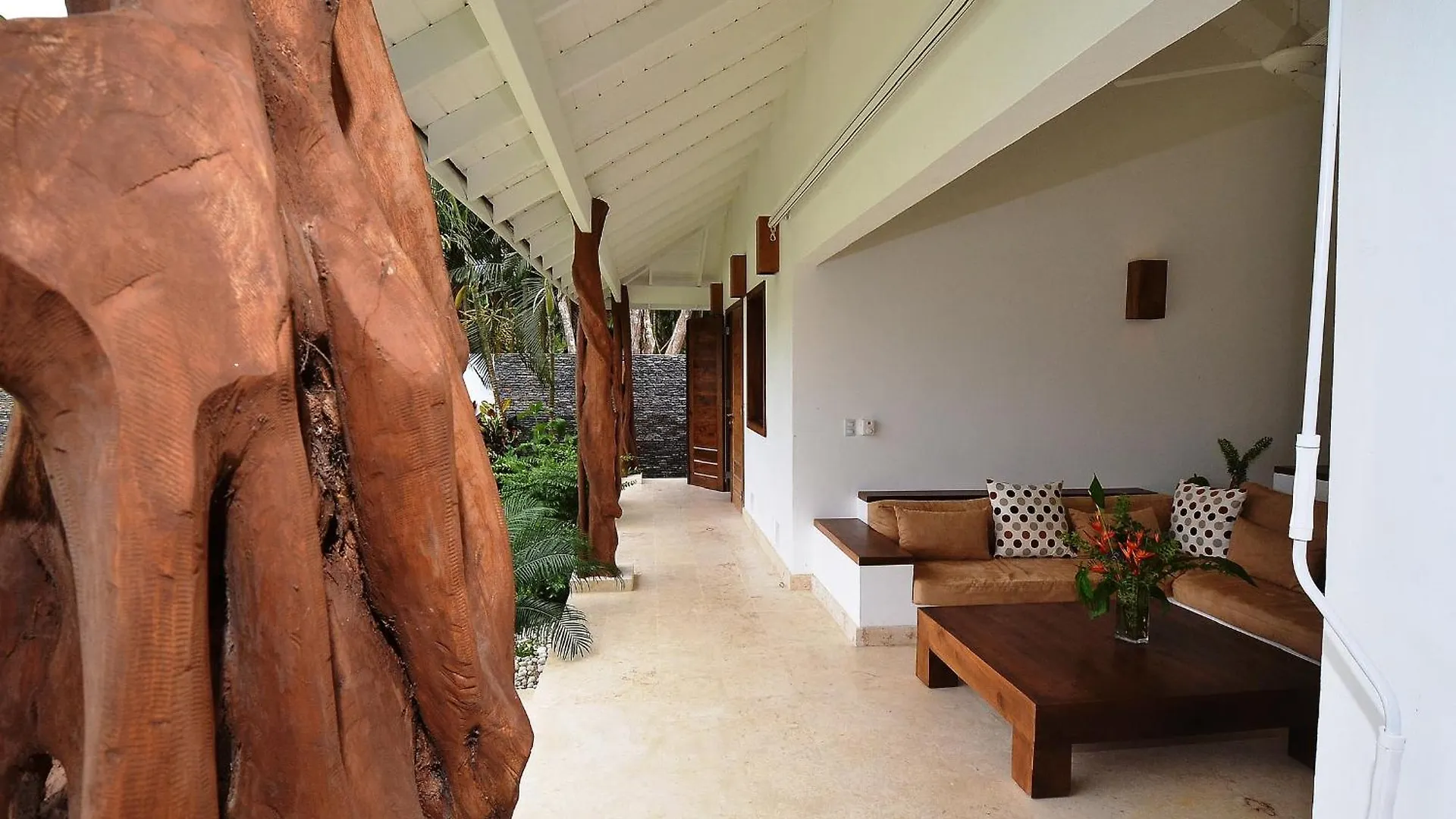 Seaside Villa With Housekeeping Staff - Las Terrenas República Dominicana