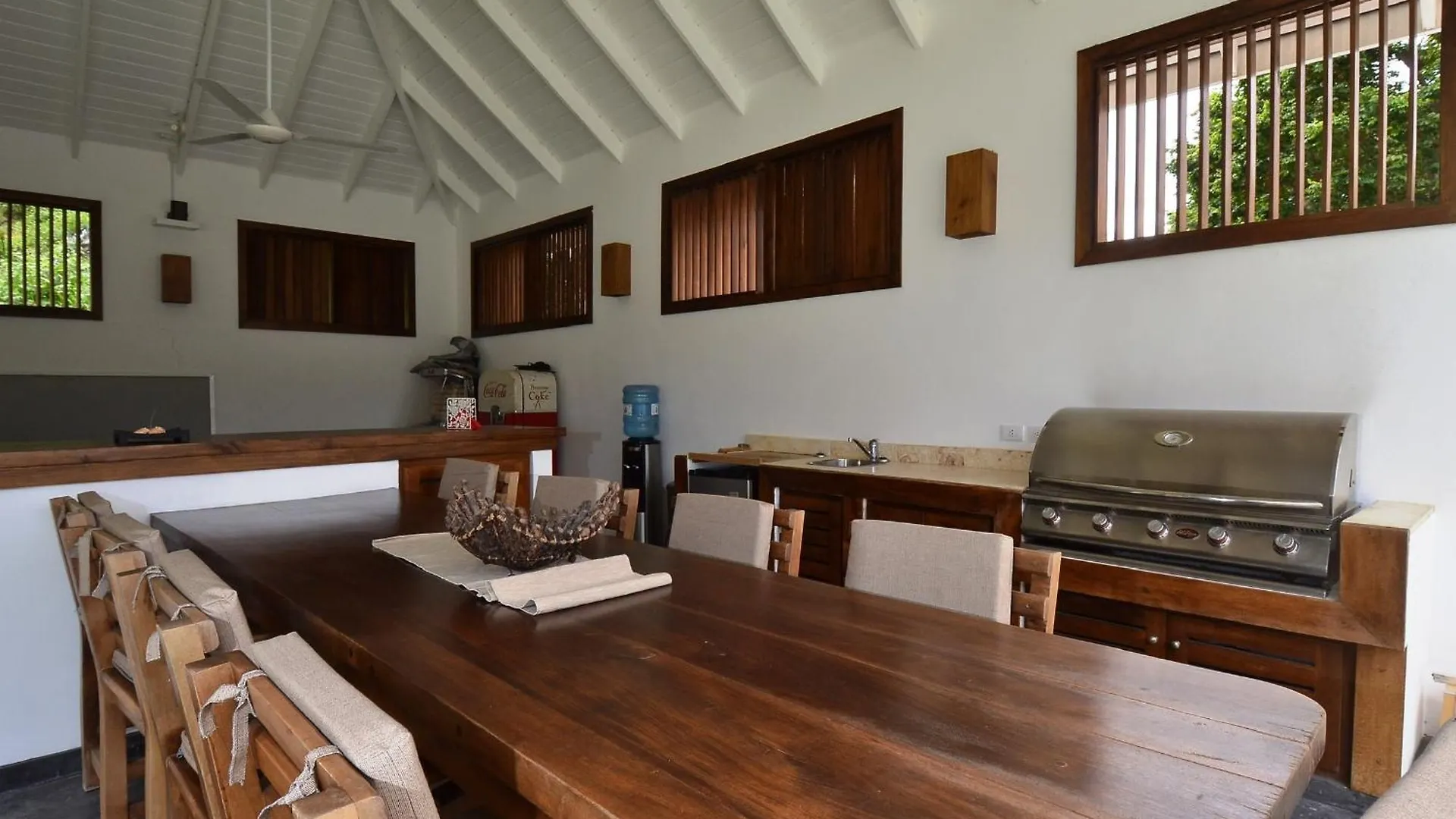 Seaside Villa With Housekeeping Staff - Las Terrenas