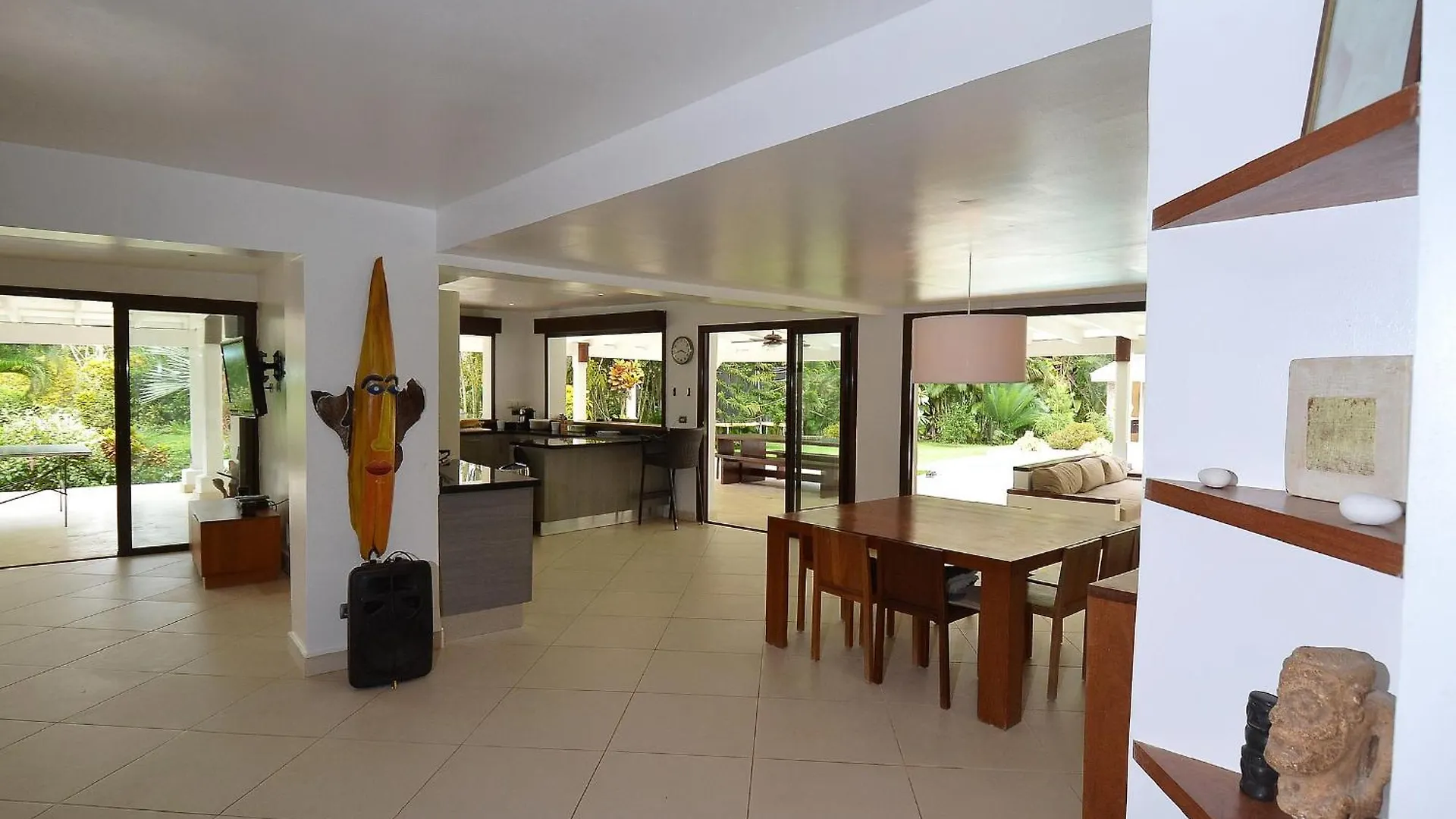 Seaside Villa With Housekeeping Staff - Las Terrenas
