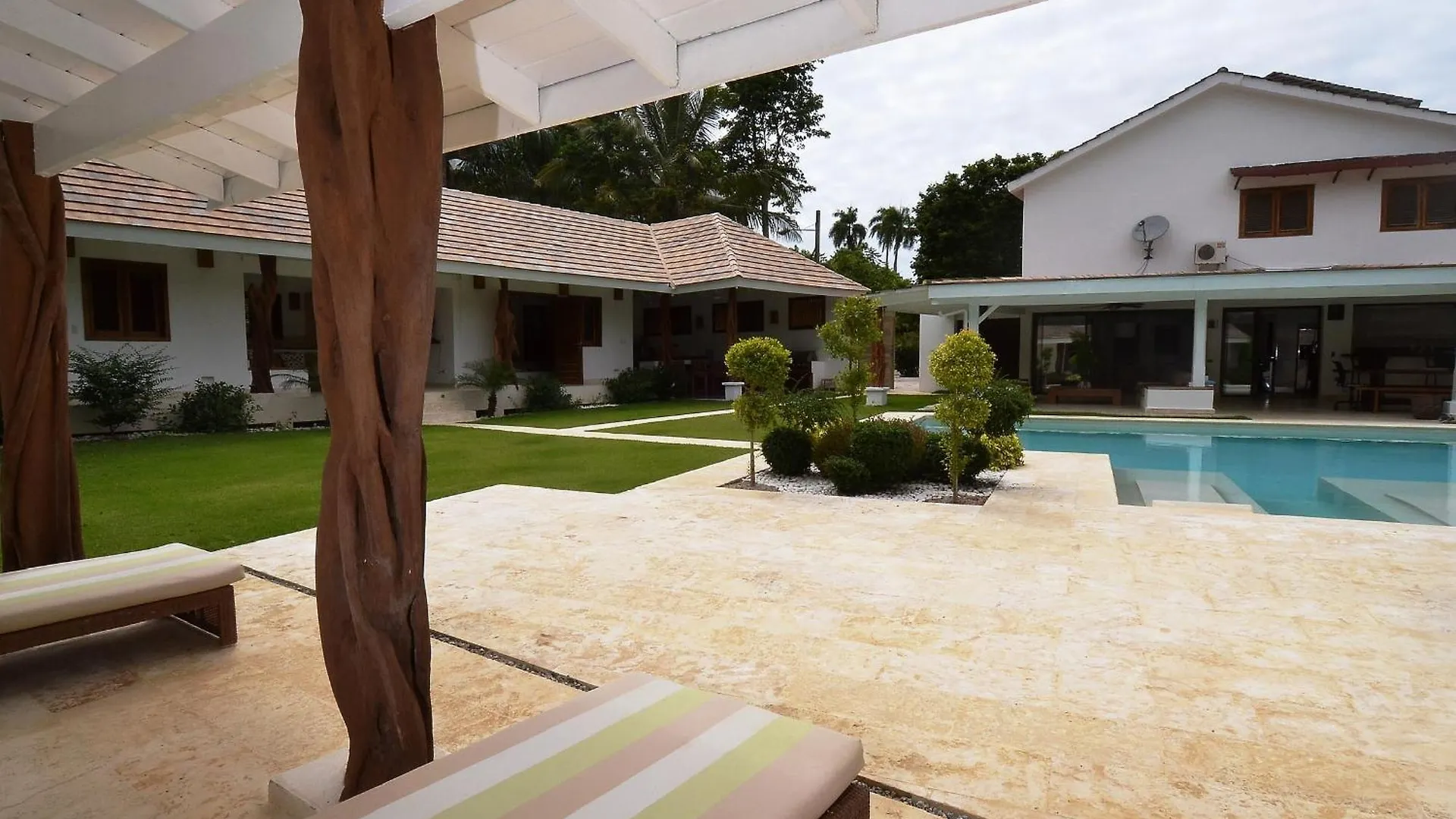 Seaside Villa With Housekeeping Staff - Las Terrenas 0*,  Dominikanische Republik