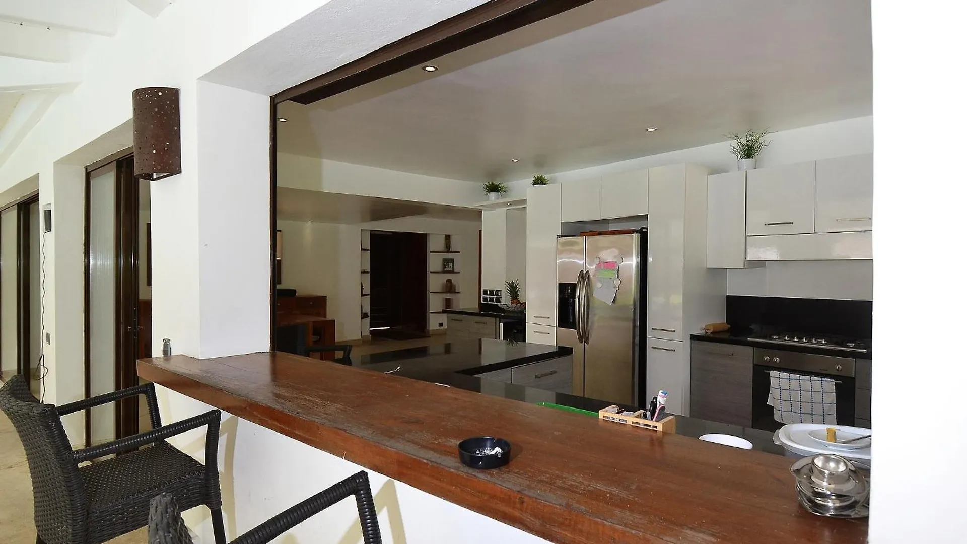 Seaside Villa With Housekeeping Staff - Las Terrenas